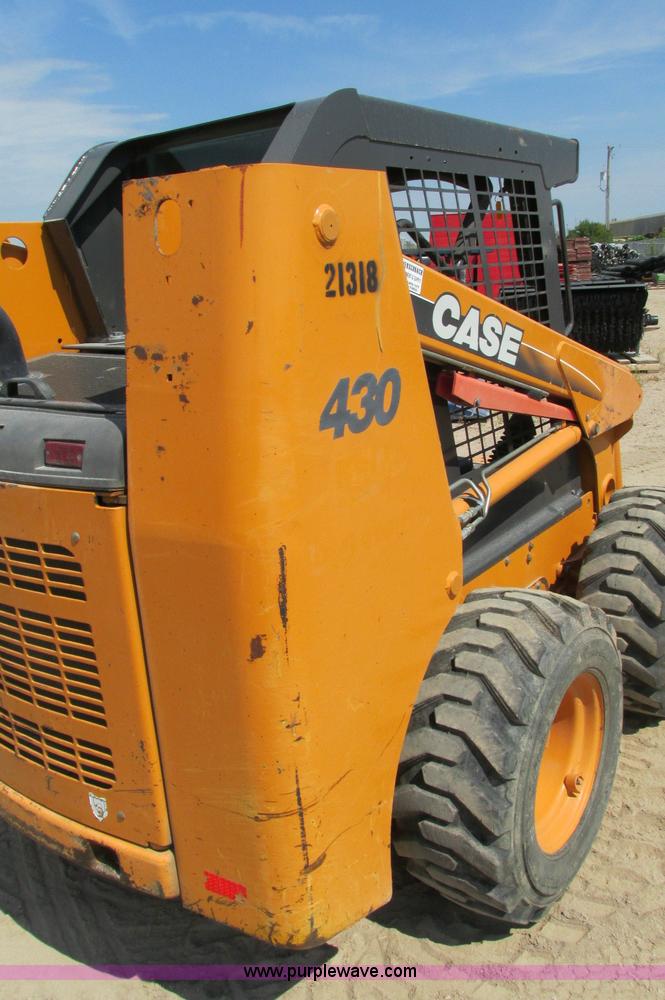image for item E5186 2006 Case 430 skid steer