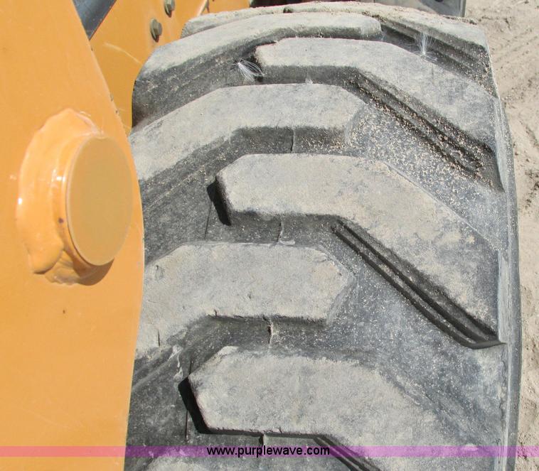 image for item E5186 2006 Case 430 skid steer