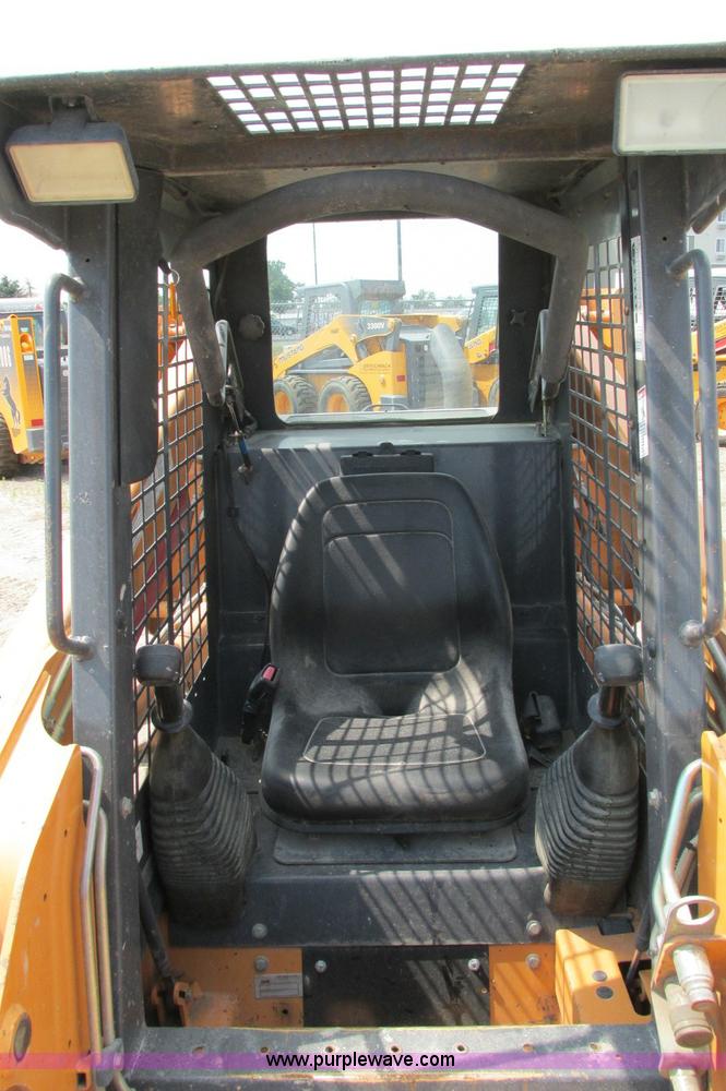 image for item E5186 2006 Case 430 skid steer