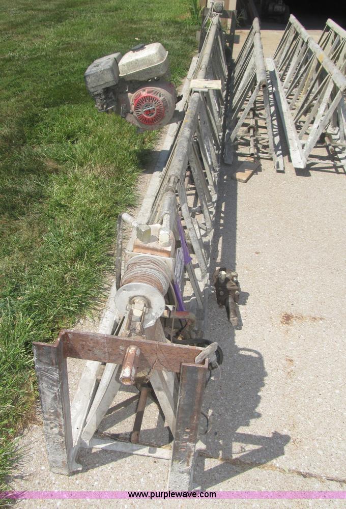 image for item F7048 Morrison 42.5" concrete screed