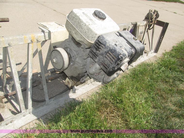 image for item F7048 Morrison 42.5" concrete screed