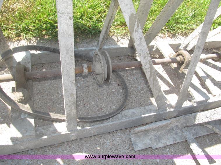 image for item F7048 Morrison 42.5" concrete screed