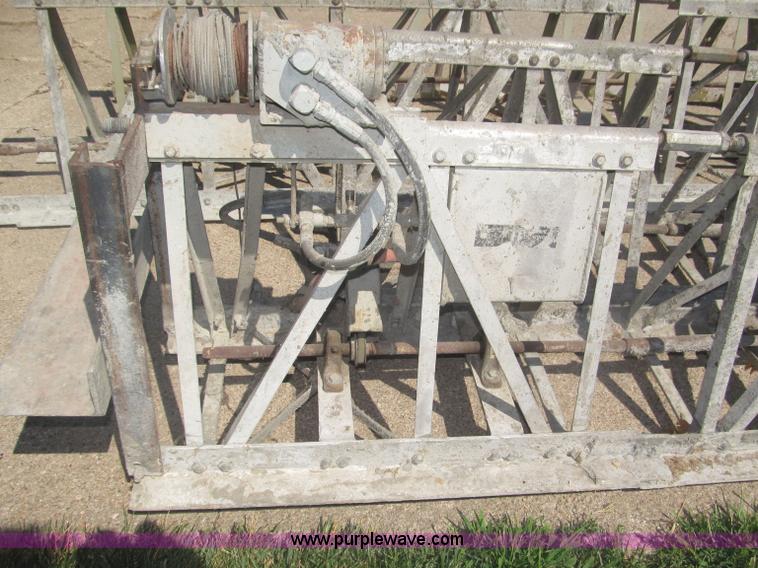 image for item F7048 Morrison 42.5" concrete screed