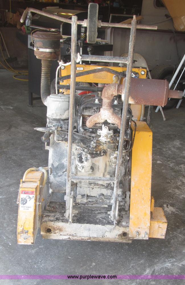 image for item F7049 Stow Slicer 2 18" concrete saw