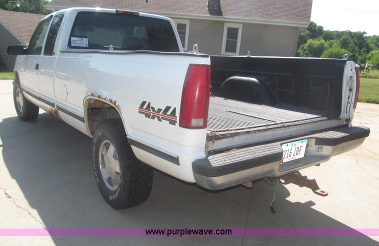 image for item F7050 1998 Chevrolet Cheyenne 1500 Ext. Cab pickup truck