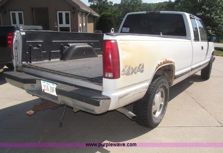 image for item F7050 1998 Chevrolet Cheyenne 1500 Ext. Cab pickup truck