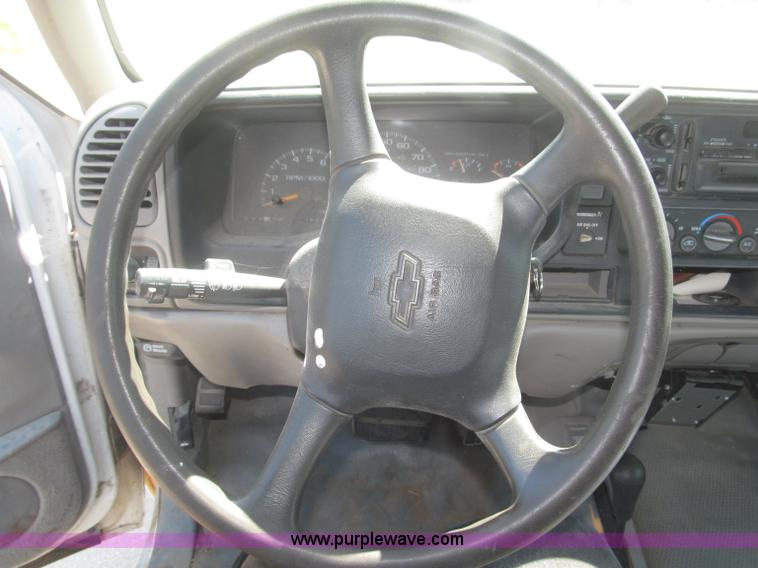 image for item F7050 1998 Chevrolet Cheyenne 1500 Ext. Cab pickup truck