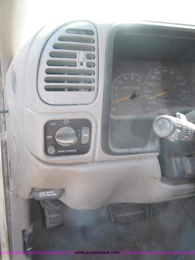 image for item F7050 1998 Chevrolet Cheyenne 1500 Ext. Cab pickup truck