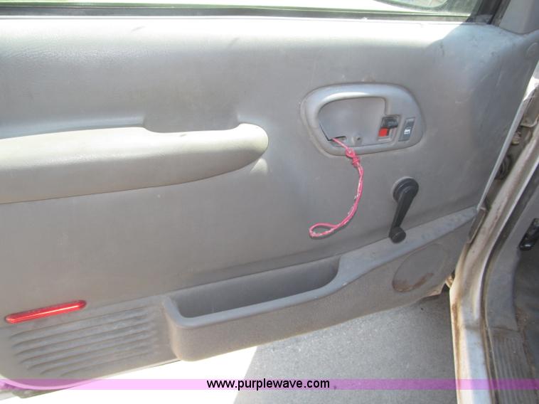 image for item F7050 1998 Chevrolet Cheyenne 1500 Ext. Cab pickup truck