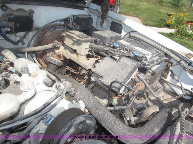 image for item F7050 1998 Chevrolet Cheyenne 1500 Ext. Cab pickup truck