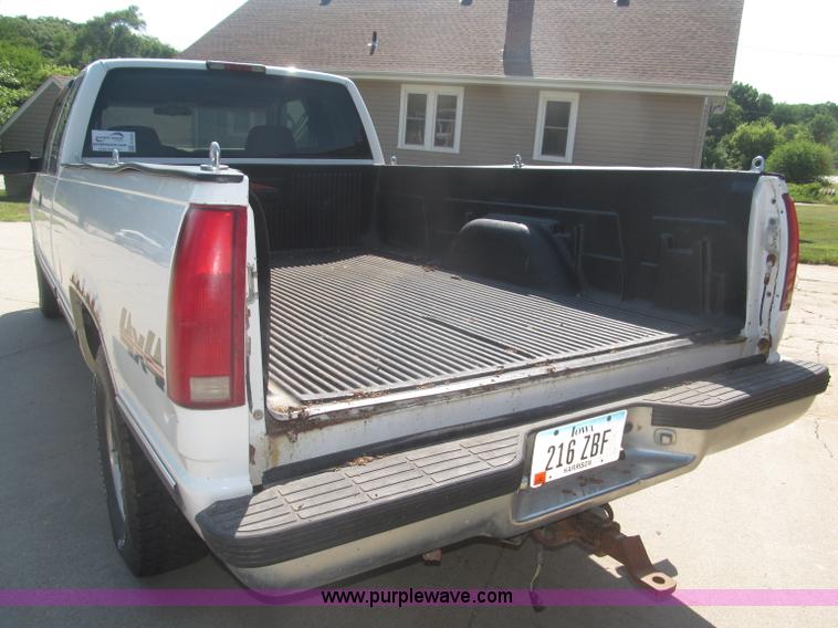 image for item F7050 1998 Chevrolet Cheyenne 1500 Ext. Cab pickup truck