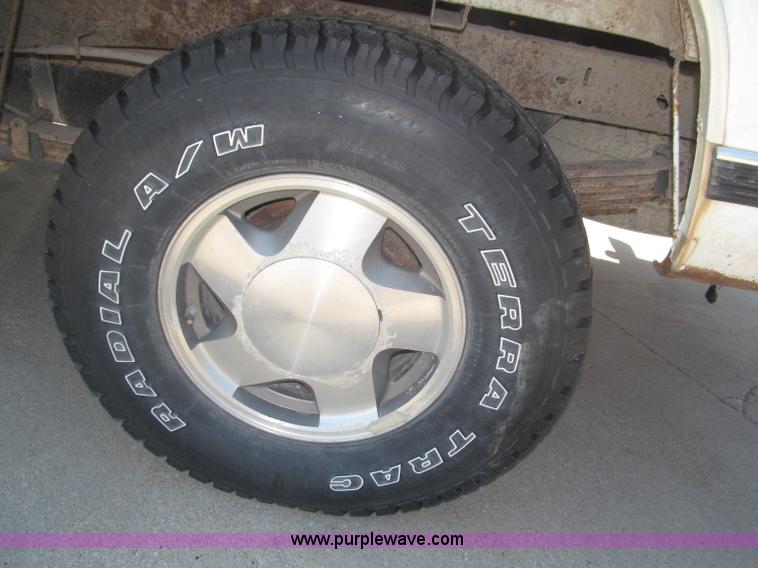 image for item F7050 1998 Chevrolet Cheyenne 1500 Ext. Cab pickup truck