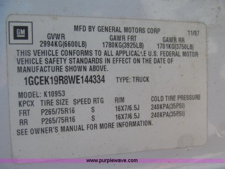 image for item F7050 1998 Chevrolet Cheyenne 1500 Ext. Cab pickup truck