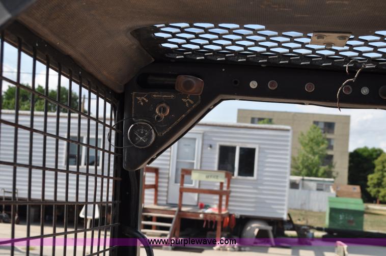 image for item G6074 Mustang 940 skid steer