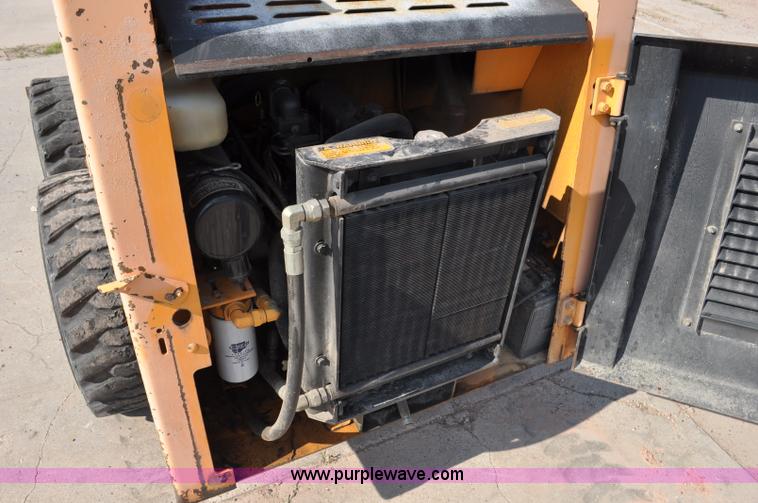 image for item G6074 Mustang 940 skid steer