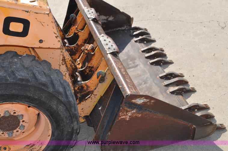 image for item G6074 Mustang 940 skid steer