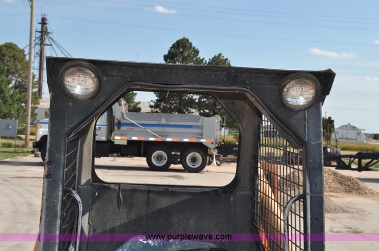 image for item G6074 Mustang 940 skid steer