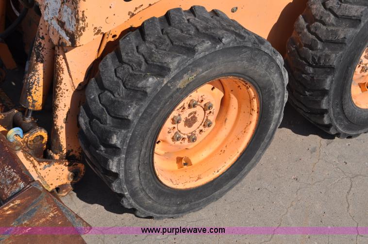 image for item G6074 Mustang 940 skid steer