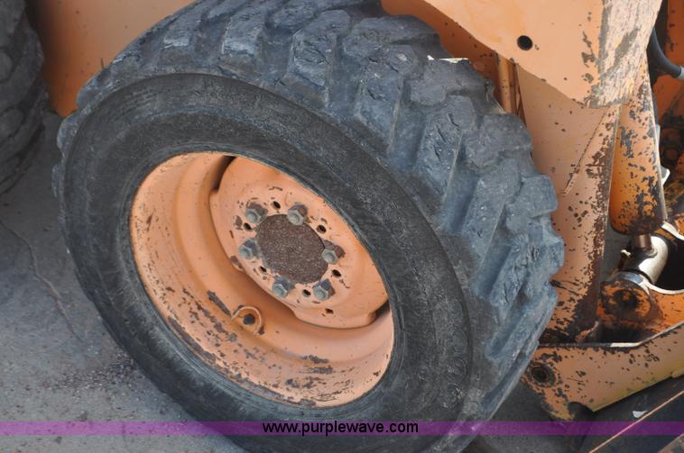 image for item G6074 Mustang 940 skid steer