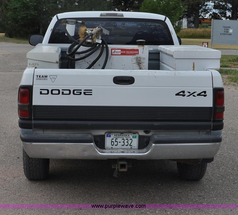 image for item G6075 1998 Dodge Ram 1500 Quad Cab pickup truck
