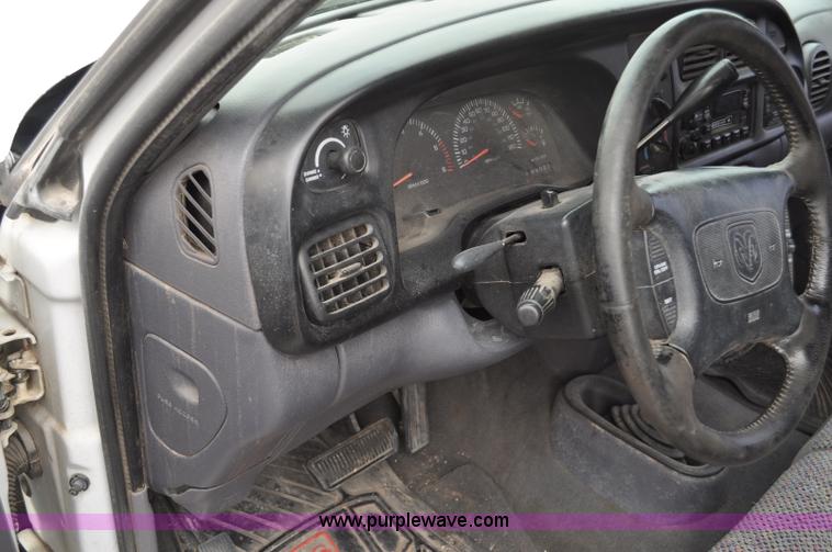 image for item G6075 1998 Dodge Ram 1500 Quad Cab pickup truck