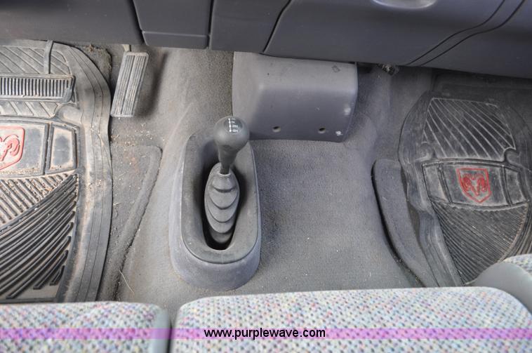 image for item G6075 1998 Dodge Ram 1500 Quad Cab pickup truck