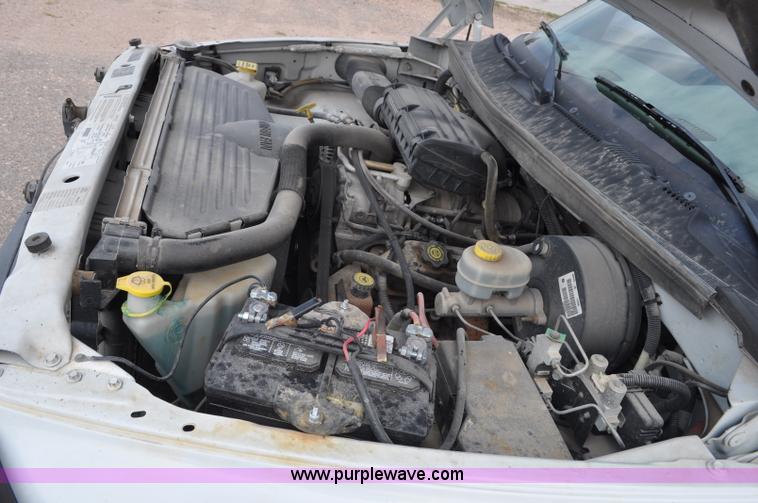 image for item G6075 1998 Dodge Ram 1500 Quad Cab pickup truck