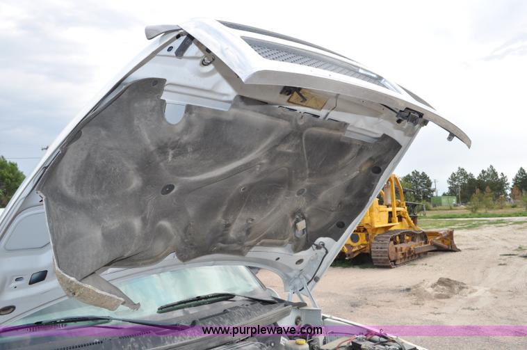 image for item G6075 1998 Dodge Ram 1500 Quad Cab pickup truck