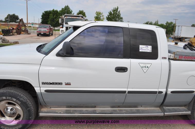 image for item G6075 1998 Dodge Ram 1500 Quad Cab pickup truck