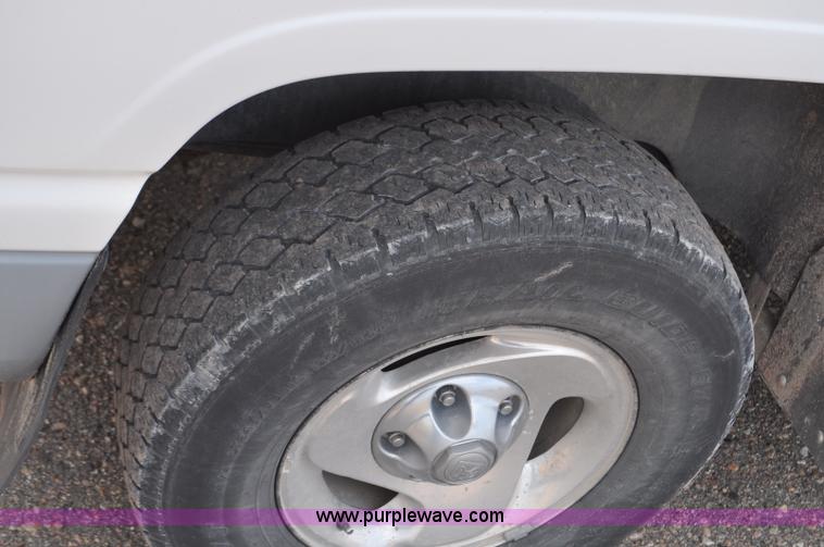 image for item G6075 1998 Dodge Ram 1500 Quad Cab pickup truck