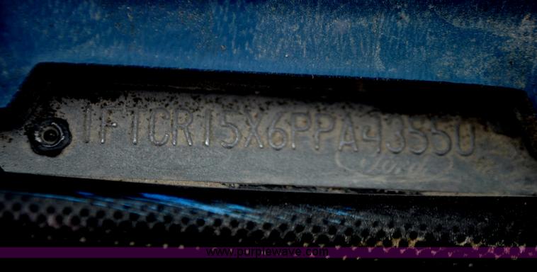 image for item G6076 1993 Ford Ranger XLT SuperCab pickup truck