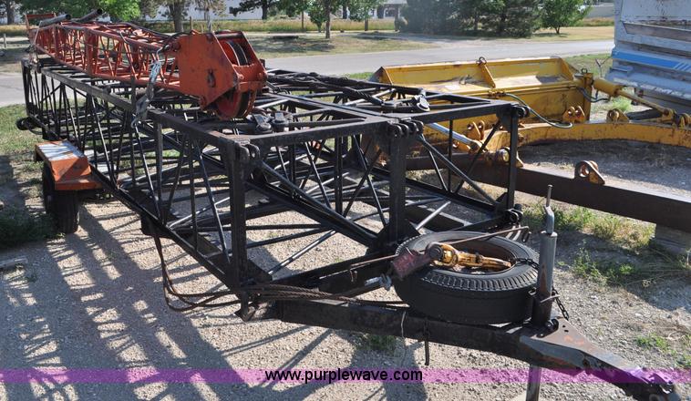 image for item G6077 P & H 155 truck crane