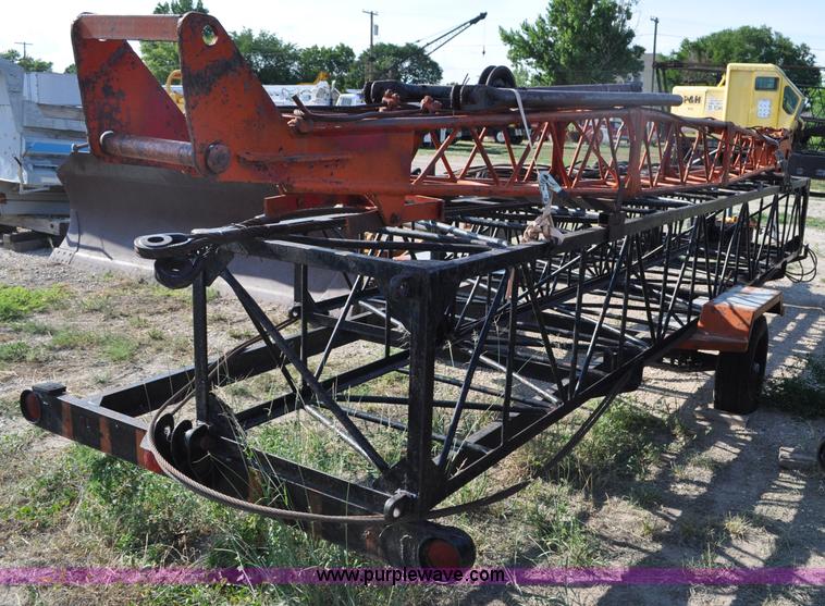 image for item G6077 P & H 155 truck crane