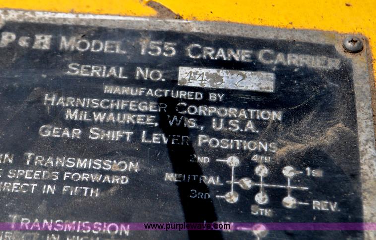 image for item G6077 P & H 155 truck crane