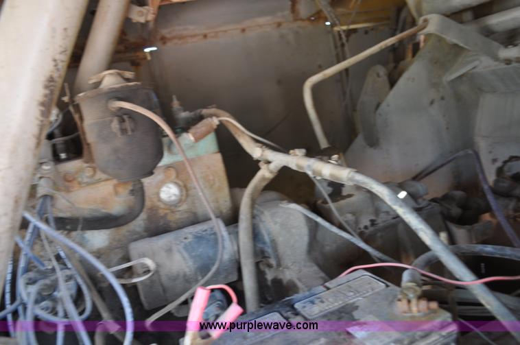 image for item G6077 P & H 155 truck crane