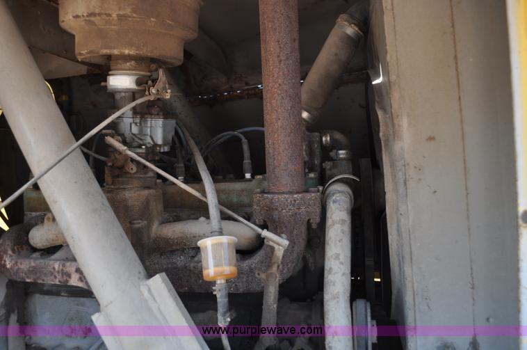 image for item G6077 P & H 155 truck crane