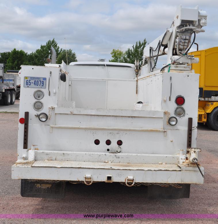 image for item G6078 1988 Ford F700 service truck