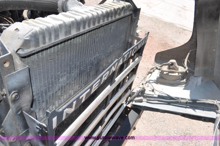 image for item G6080 1984 International F1954 dump truck