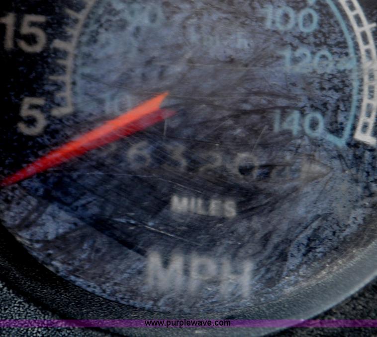 image for item G6080 1984 International F1954 dump truck