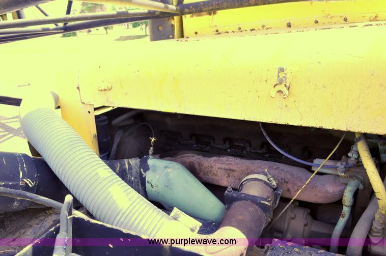 image for item G6082 1969 P & H 430 truck crane