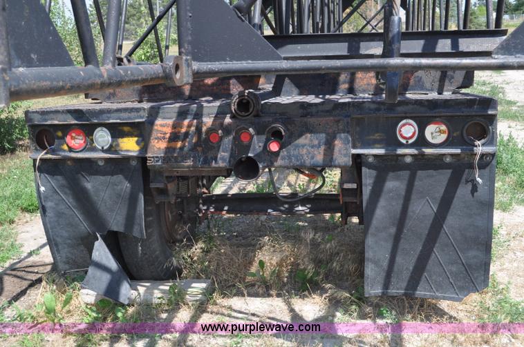 image for item G6082 1969 P & H 430 truck crane