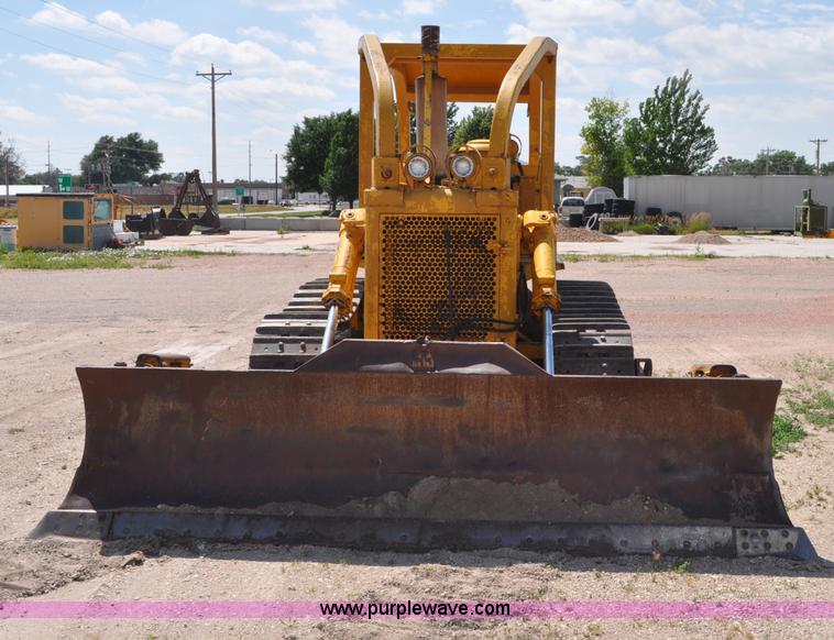 image for item G6083 1973 International TD15C dozer