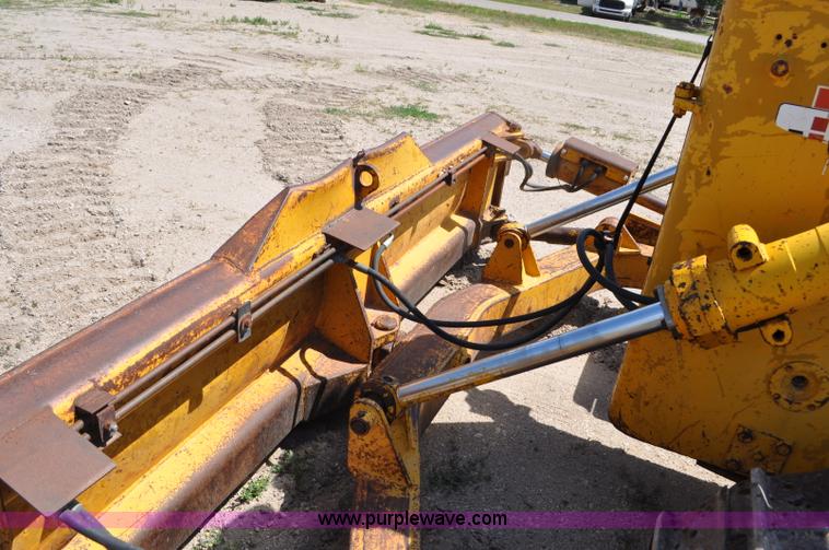 image for item G6083 1973 International TD15C dozer