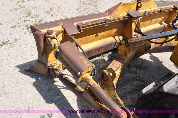 image for item G6083 1973 International TD15C dozer