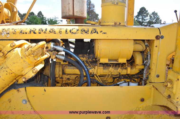 image for item G6083 1973 International TD15C dozer