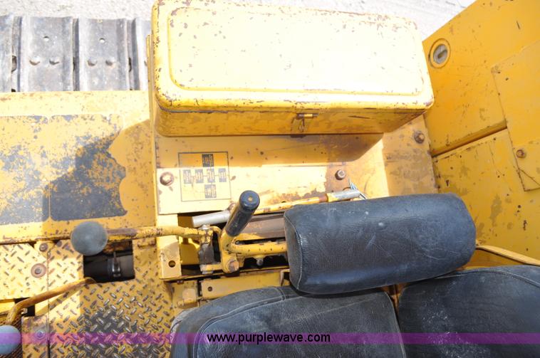 image for item G6083 1973 International TD15C dozer