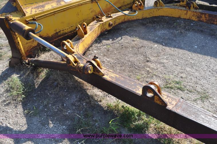 image for item G6084 Angle dozer blade