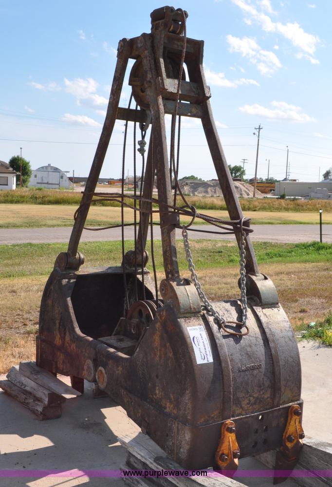 image for item G6094 PMCO clam sheel bucket