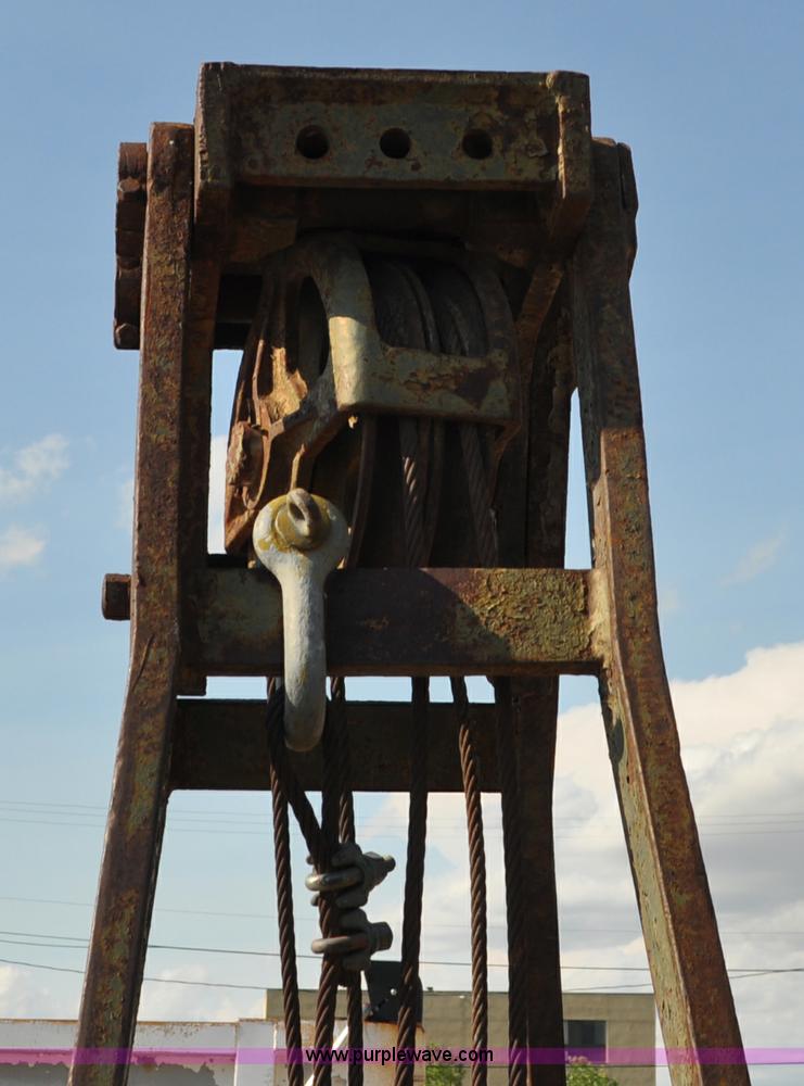 image for item G6094 PMCO clam sheel bucket