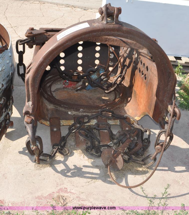 image for item G6099 Drag bucket